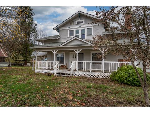 A home in Roseburg