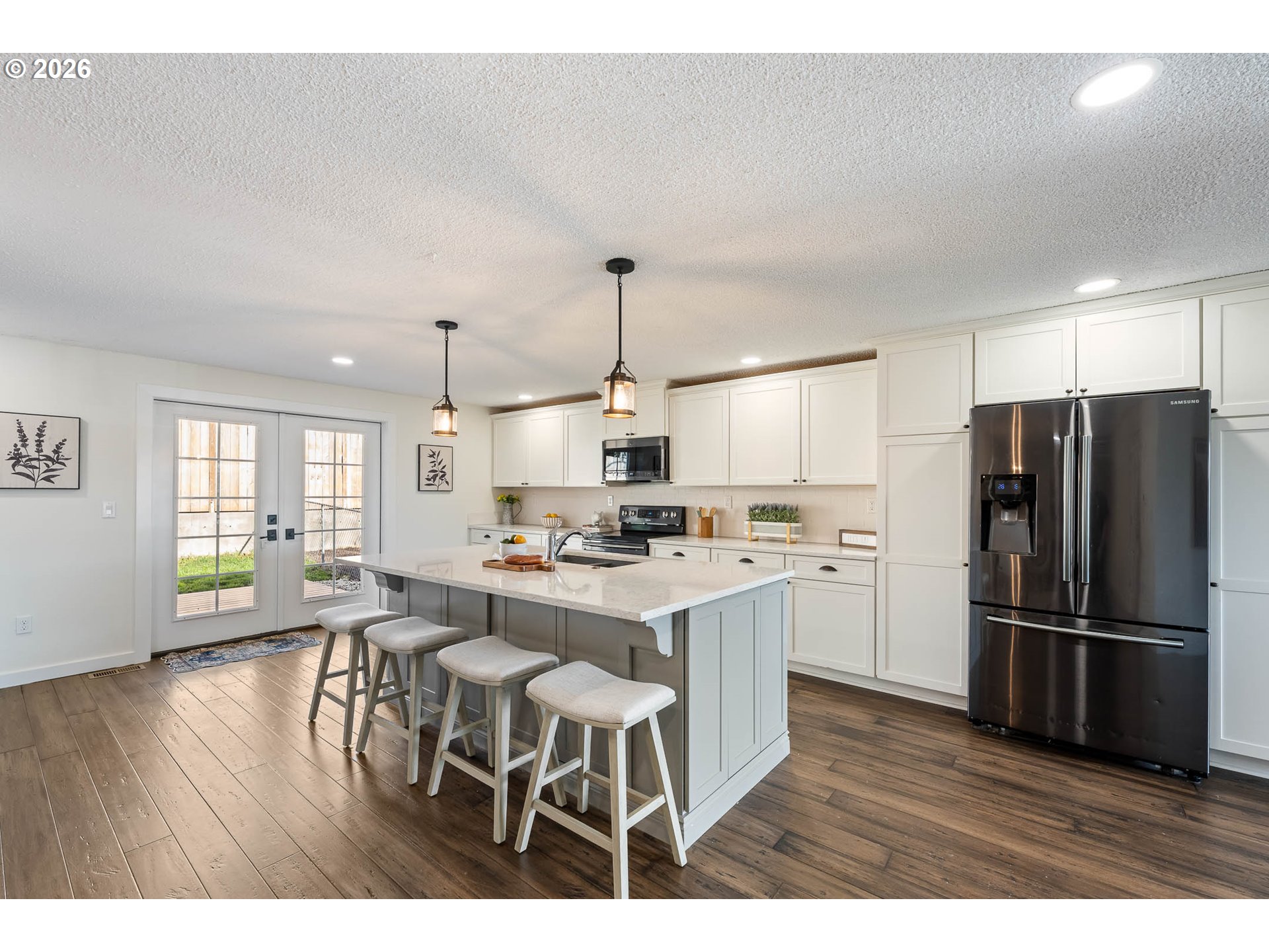 1081 SE FIR GROVE LOOP