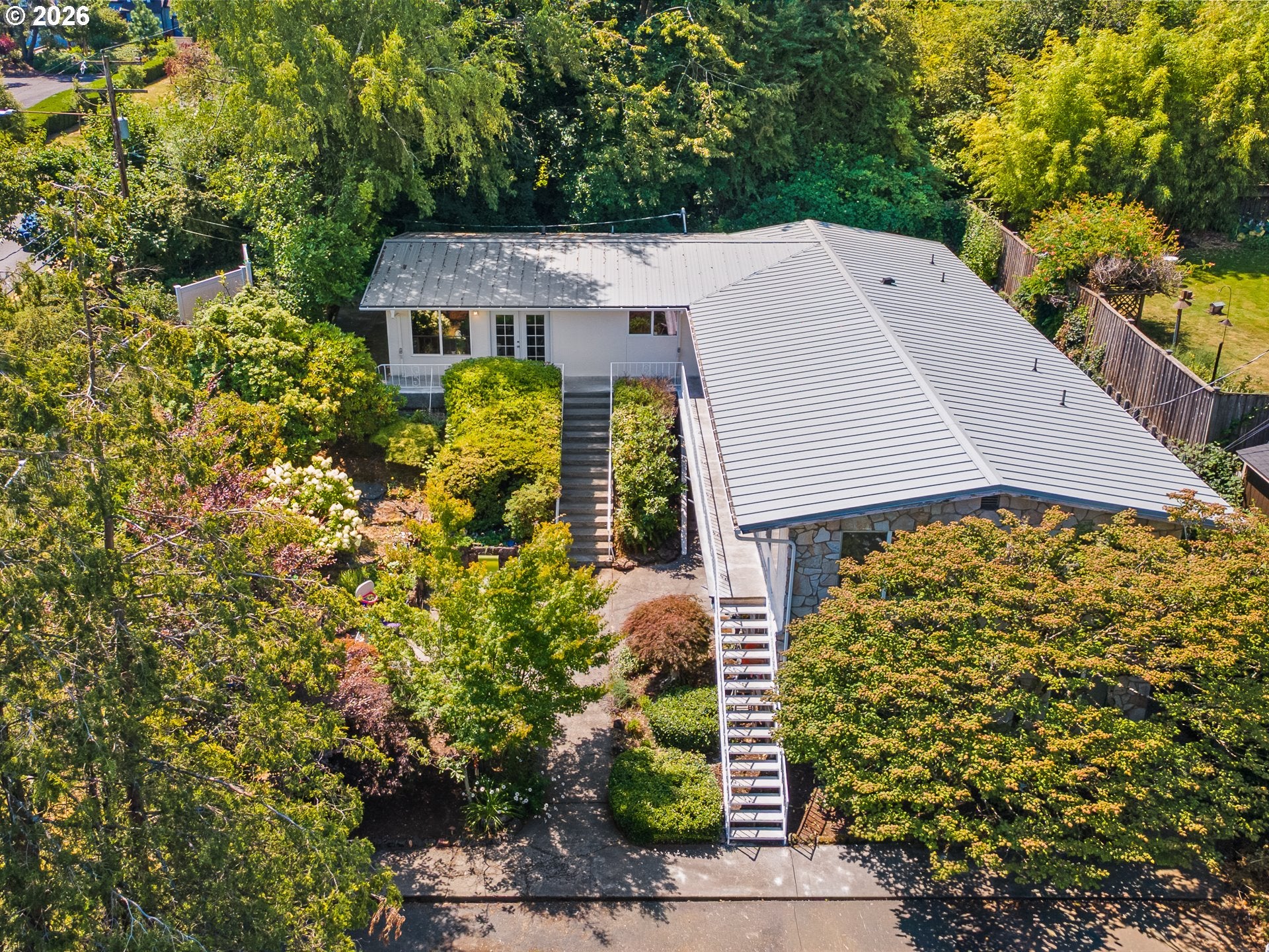 6855 SW CAPITOL HWY