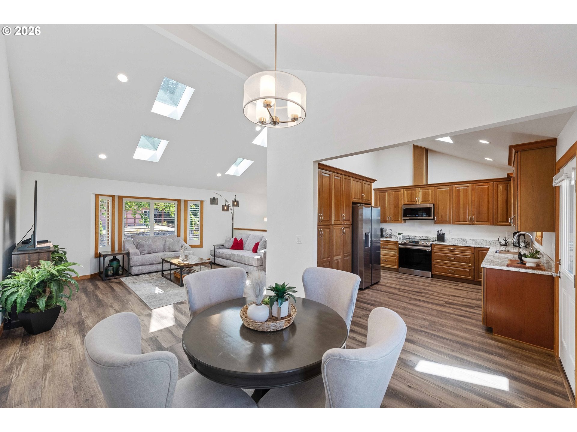 2460 STEPHANIE LN