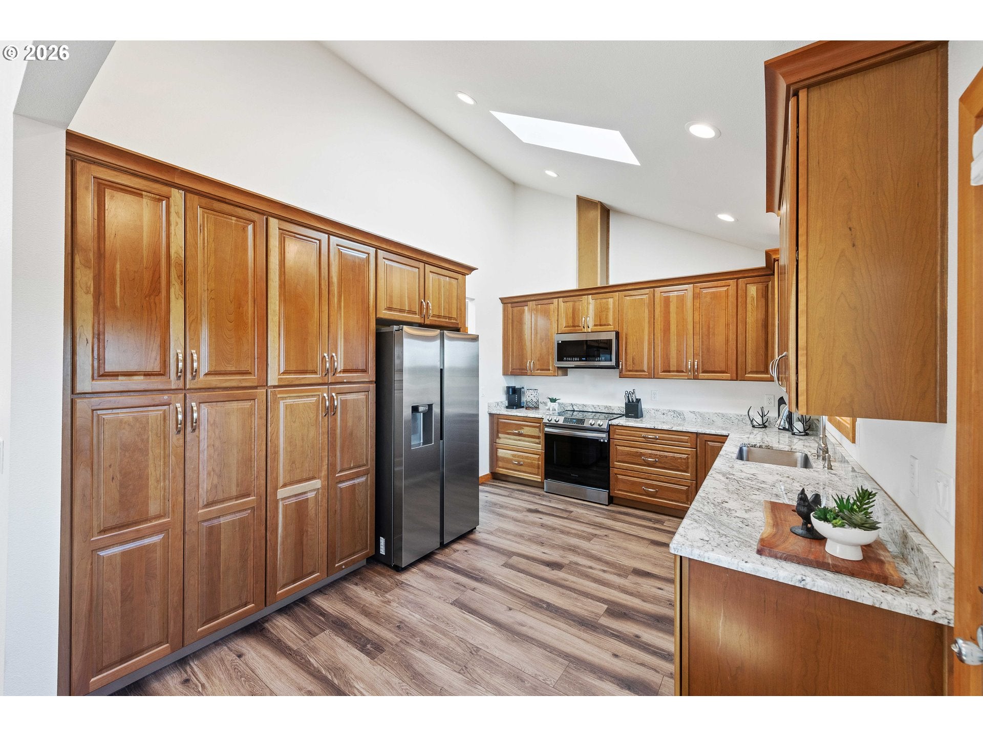 2460 STEPHANIE LN