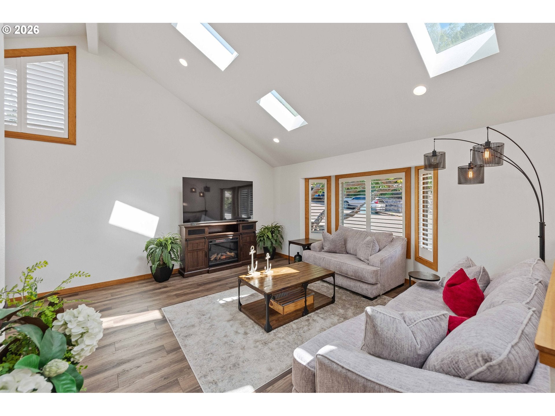 2460 STEPHANIE LN