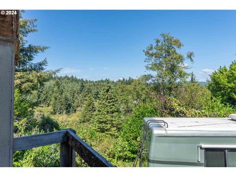 A home in Coos Bay