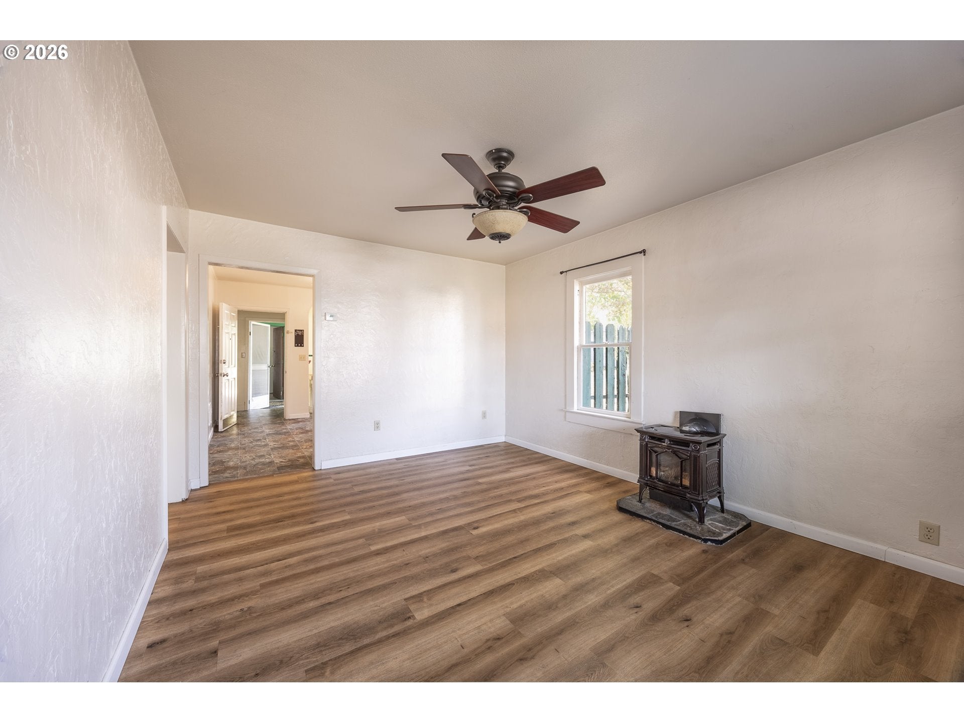 131 SE 4TH ST