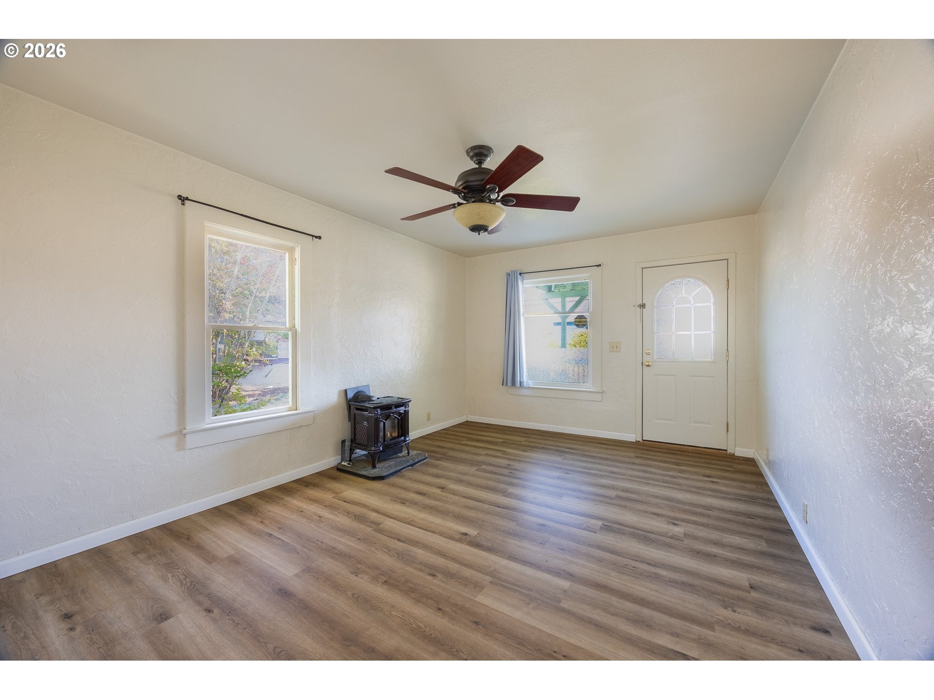 131 SE 4TH ST