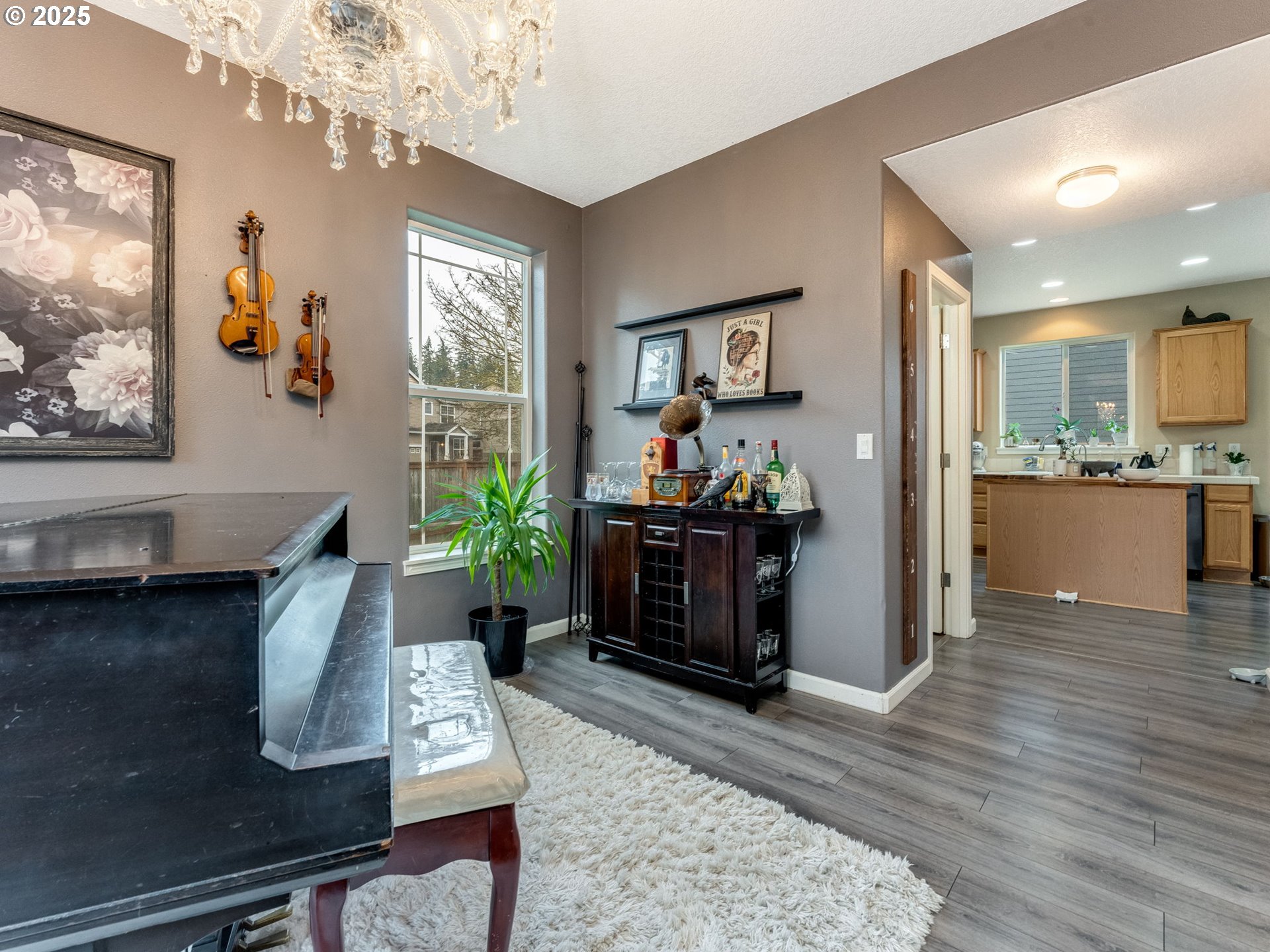 Scappoose, Oregon 97056, United States, 4 Bedrooms Bedrooms, ,3 BathroomsBathrooms,Residential,Active,17019