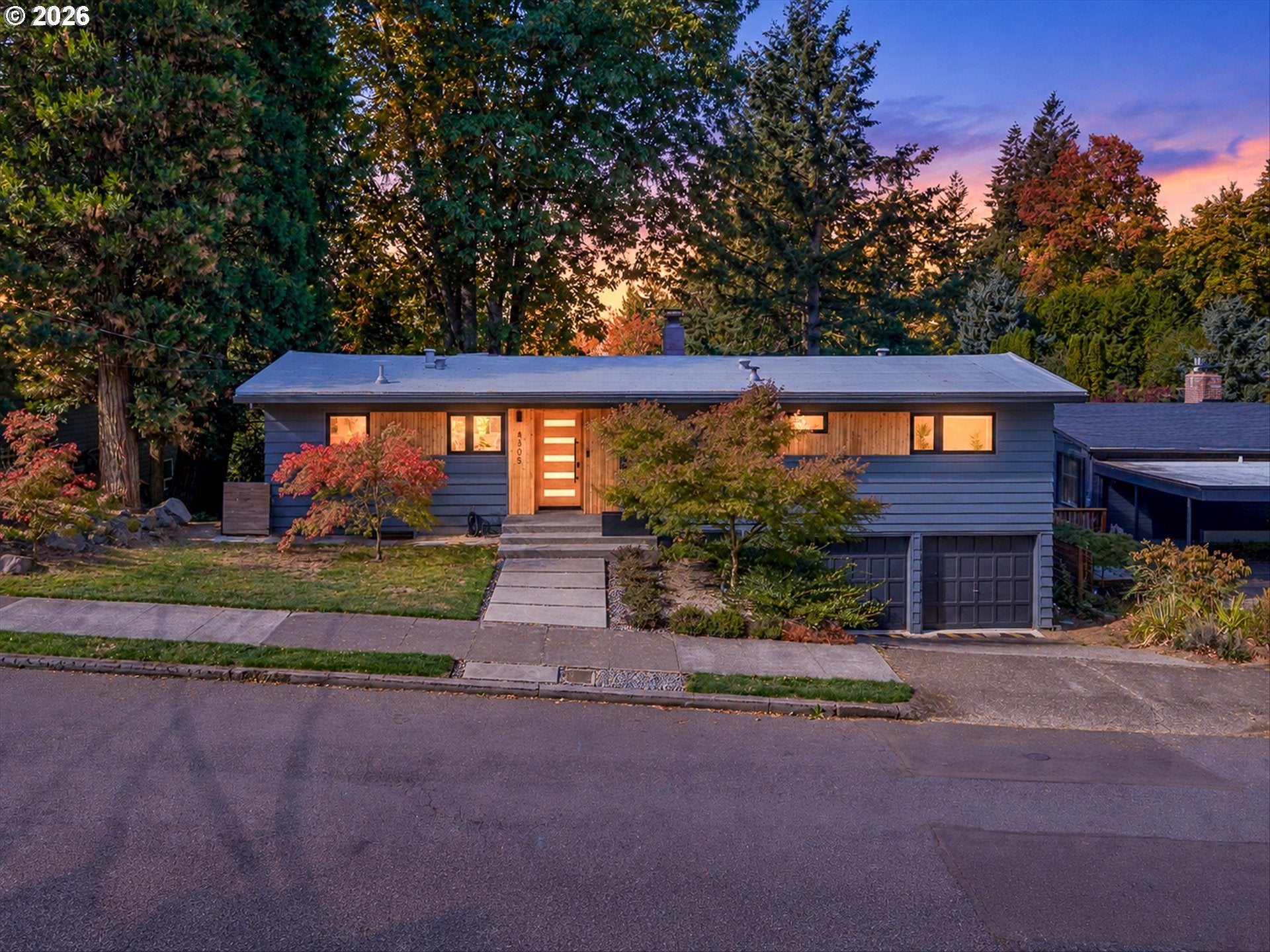 4305 SW ALTADENA AVE