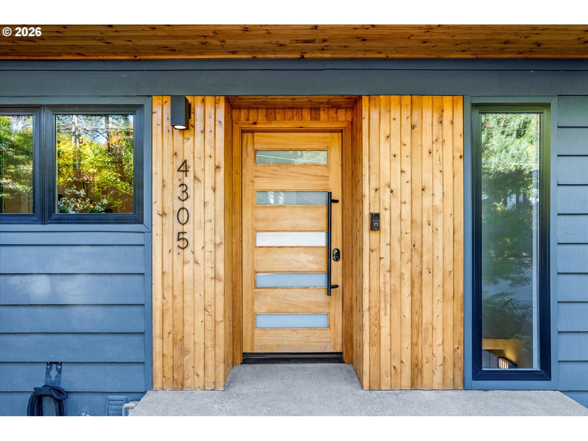 4305 SW ALTADENA AVE