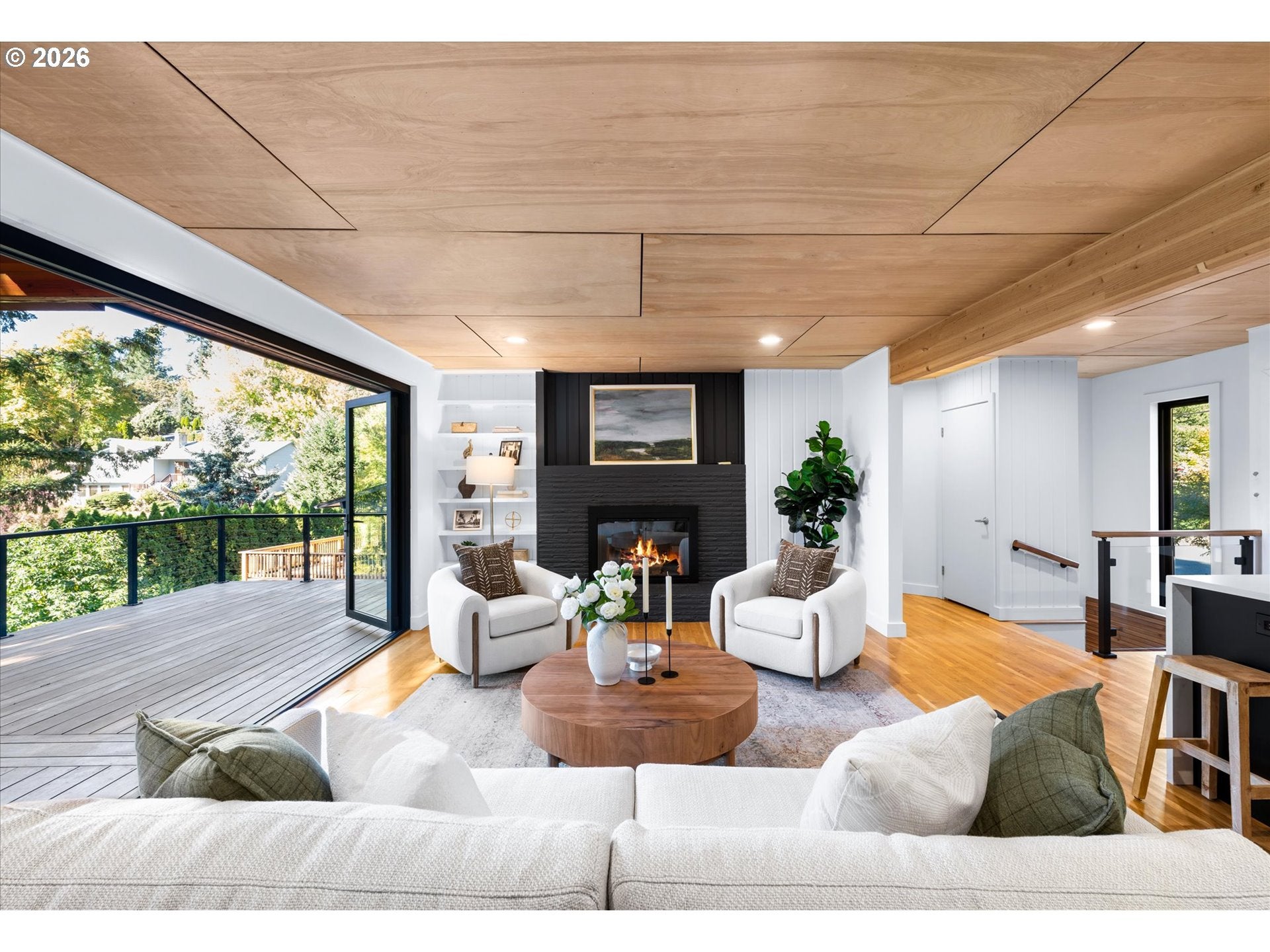 4305 SW ALTADENA AVE