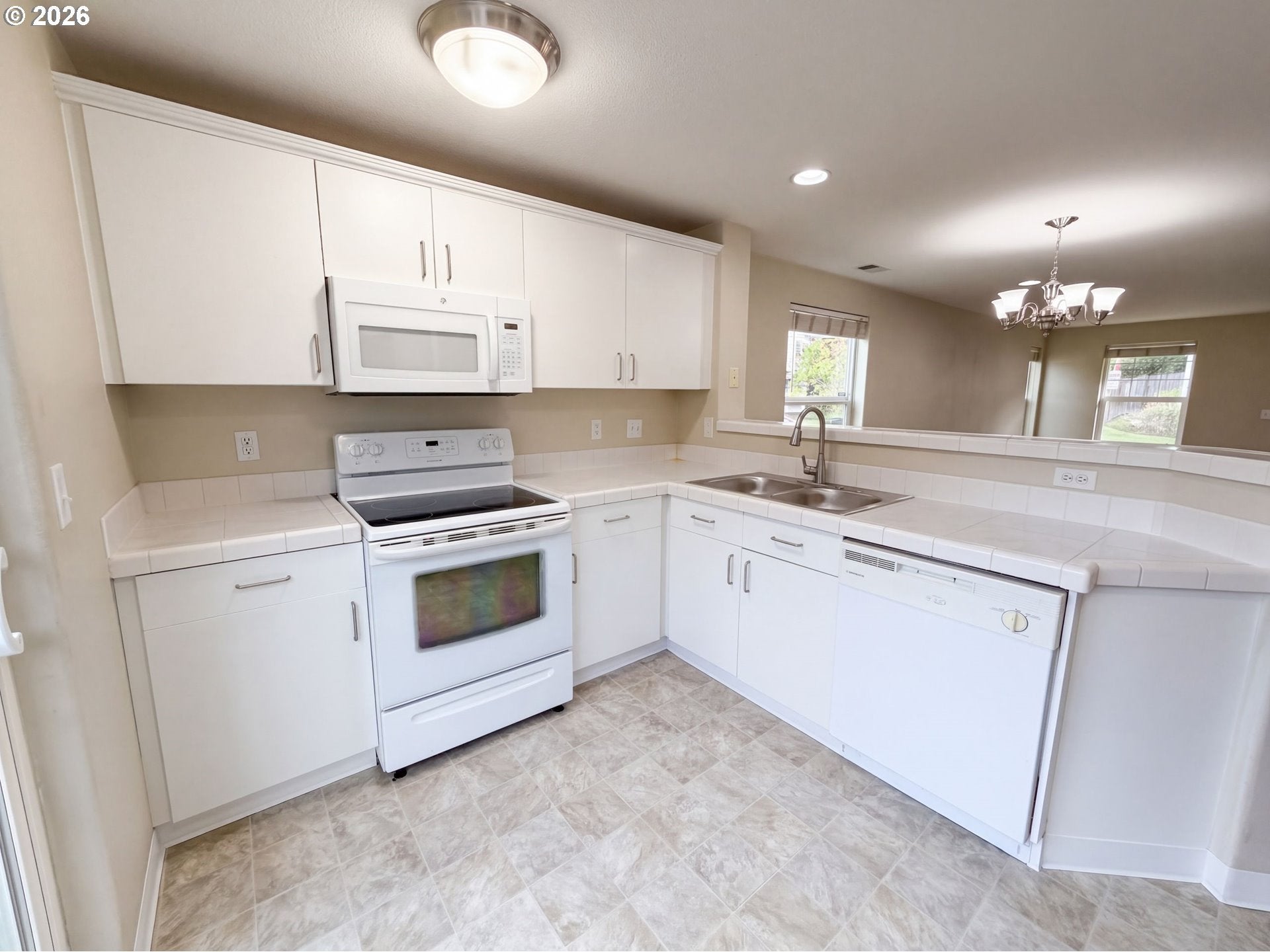 571 SW 207TH AVE