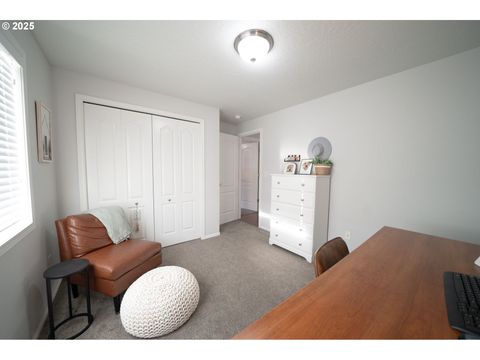 Tiny photo for 24 Sandalwood Loop, Creswell, OR 97426 (MLS # 315185667)