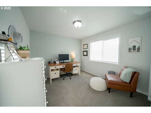 Tiny photo for 24 Sandalwood Loop, Creswell, OR 97426 (MLS # 315185667)