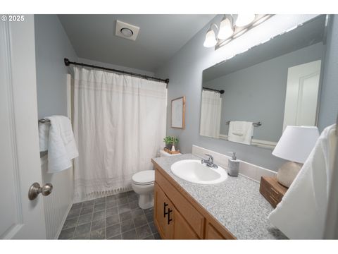 Tiny photo for 24 Sandalwood Loop, Creswell, OR 97426 (MLS # 315185667)