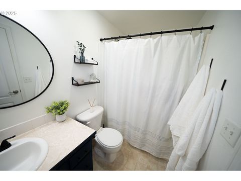 Tiny photo for 24 Sandalwood Loop, Creswell, OR 97426 (MLS # 315185667)