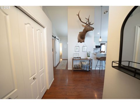 Tiny photo for 24 Sandalwood Loop, Creswell, OR 97426 (MLS # 315185667)