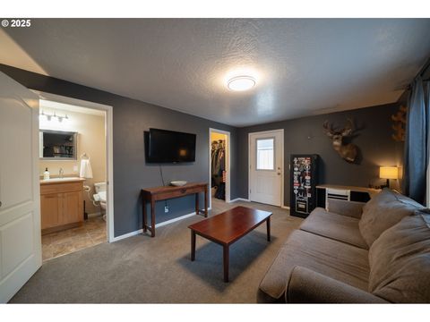 Tiny photo for 24 Sandalwood Loop, Creswell, OR 97426 (MLS # 315185667)
