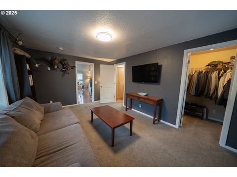 Tiny photo for 24 Sandalwood Loop, Creswell, OR 97426 (MLS # 315185667)
