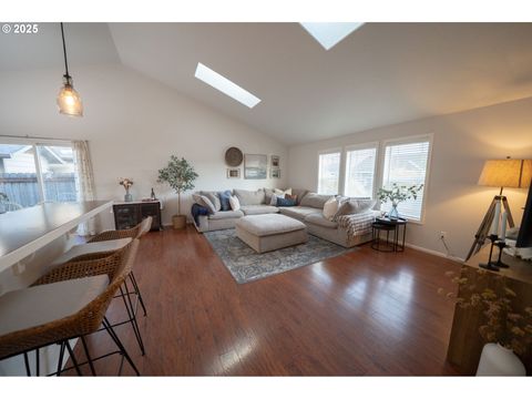 Tiny photo for 24 Sandalwood Loop, Creswell, OR 97426 (MLS # 315185667)