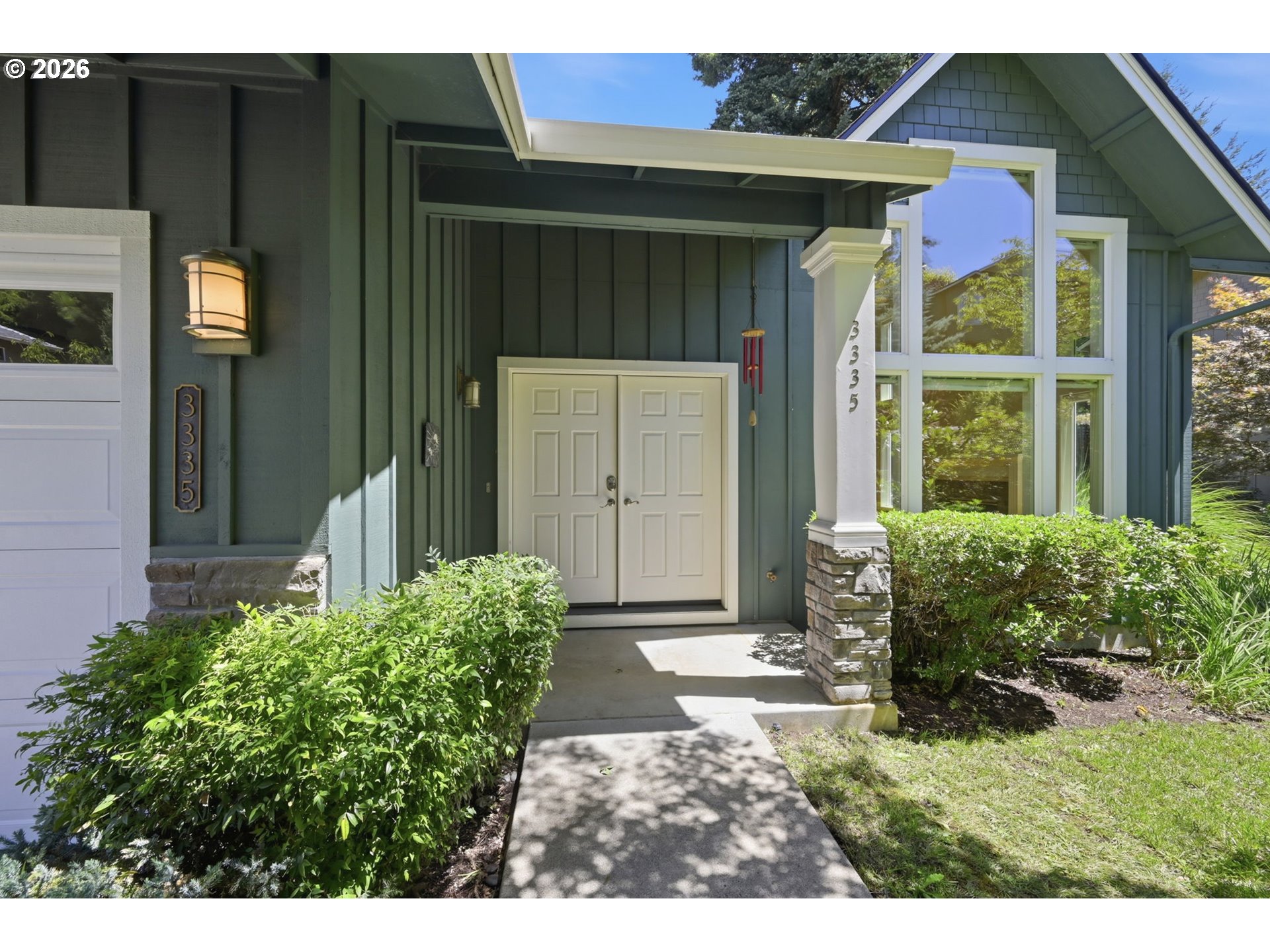 3335 BENTLEY AVE