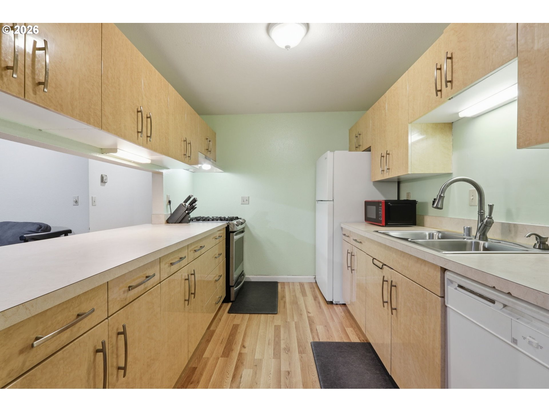 6208 NE 17TH AVE J73