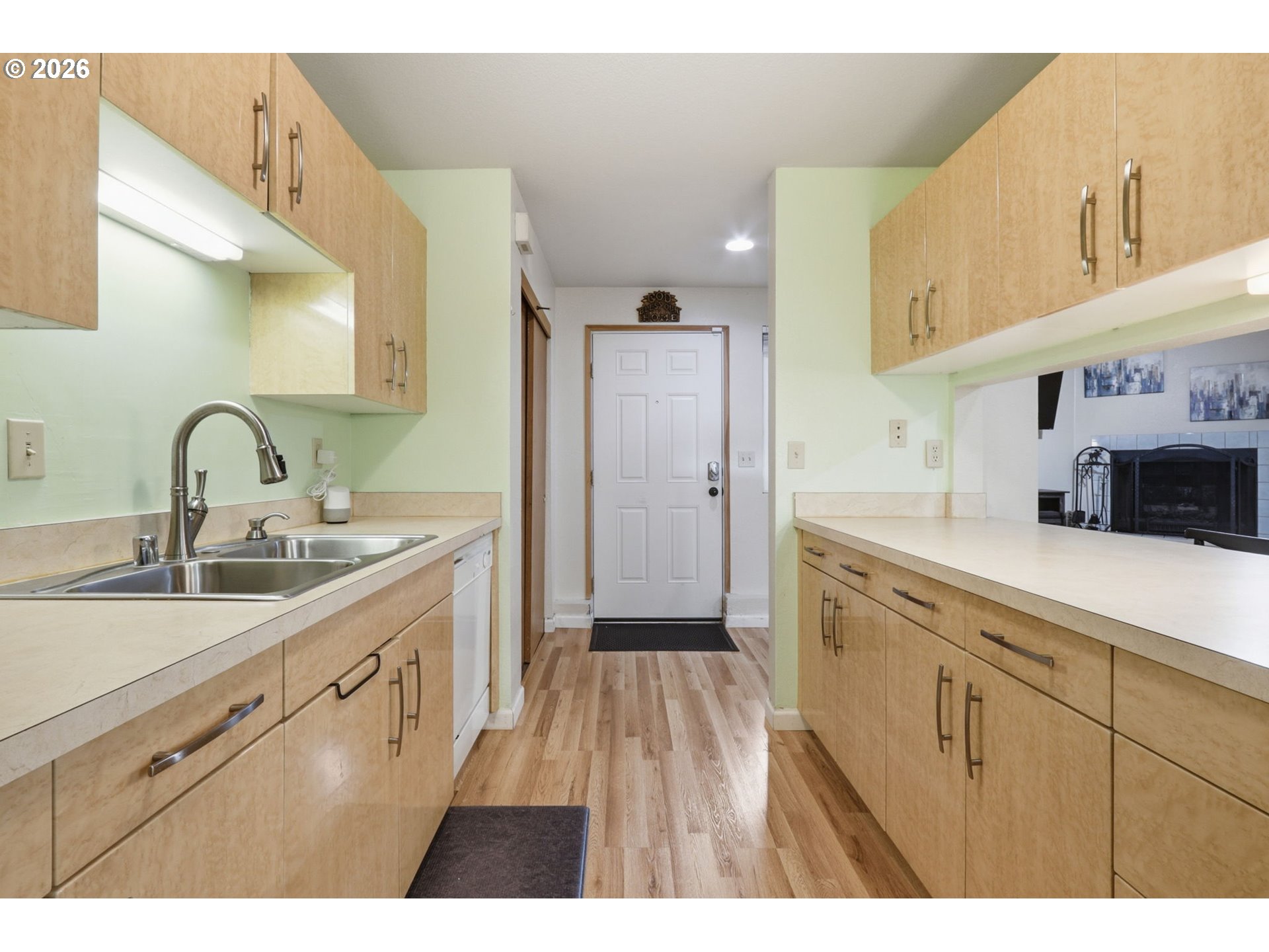 6208 NE 17TH AVE J73