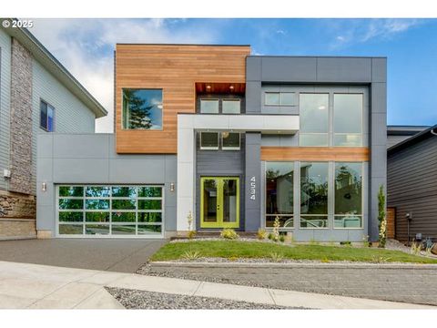 Photo of 14 Hood St, Camas, WA 98607 (MLS # 696090725)