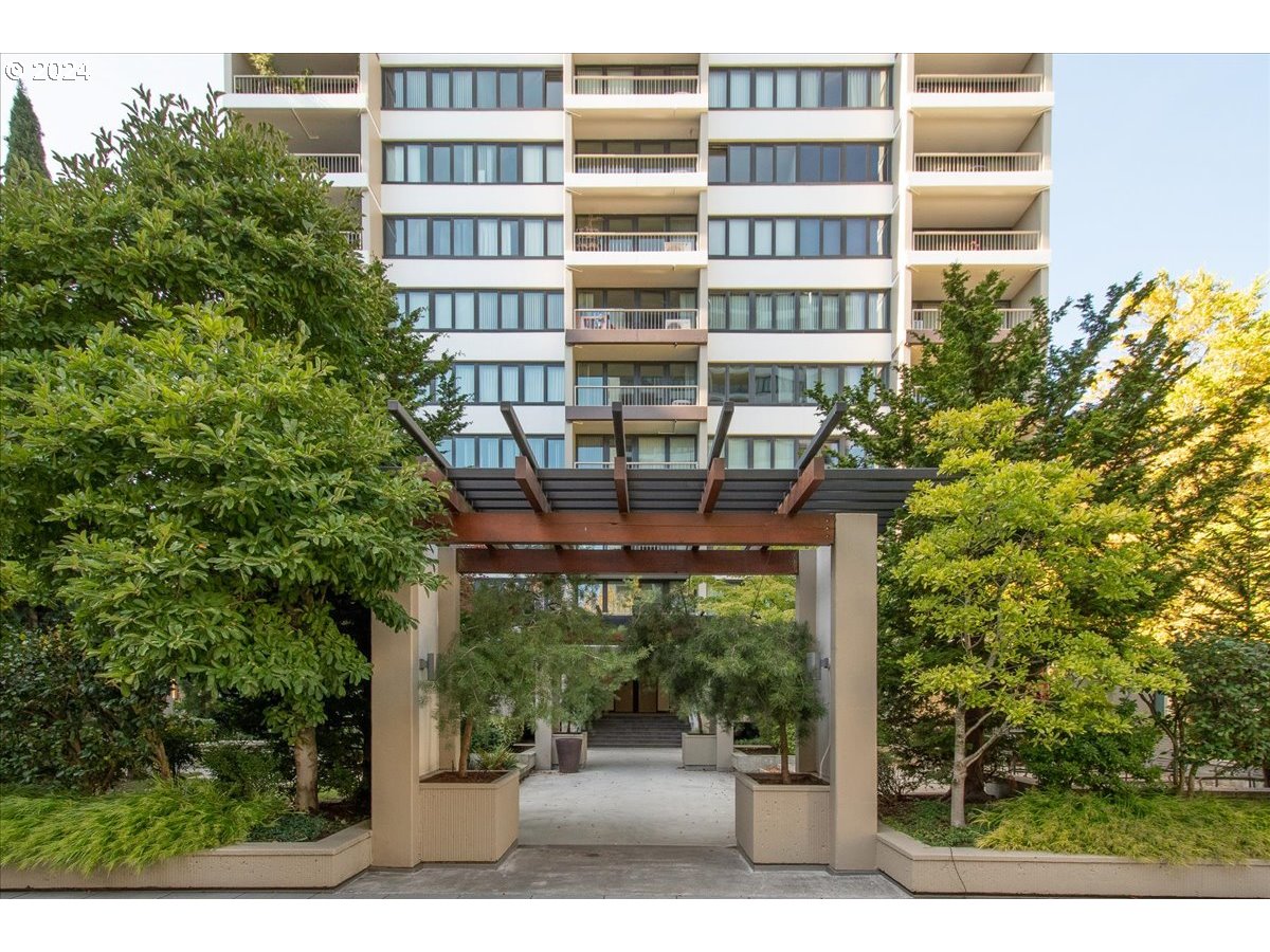 255 SW HARRISON ST 20H