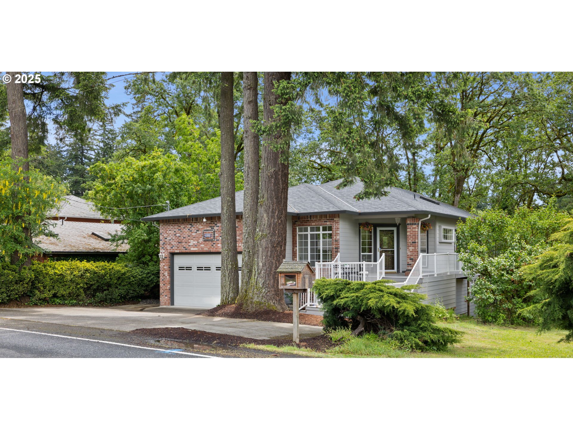 Photo 1 of 40 — 690 N SHEPHERD RD, Washougal, WA 98671