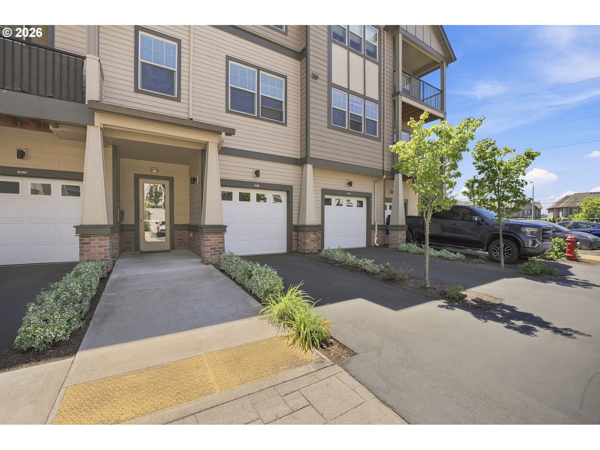 17051 SW APPLEDALE RD 203