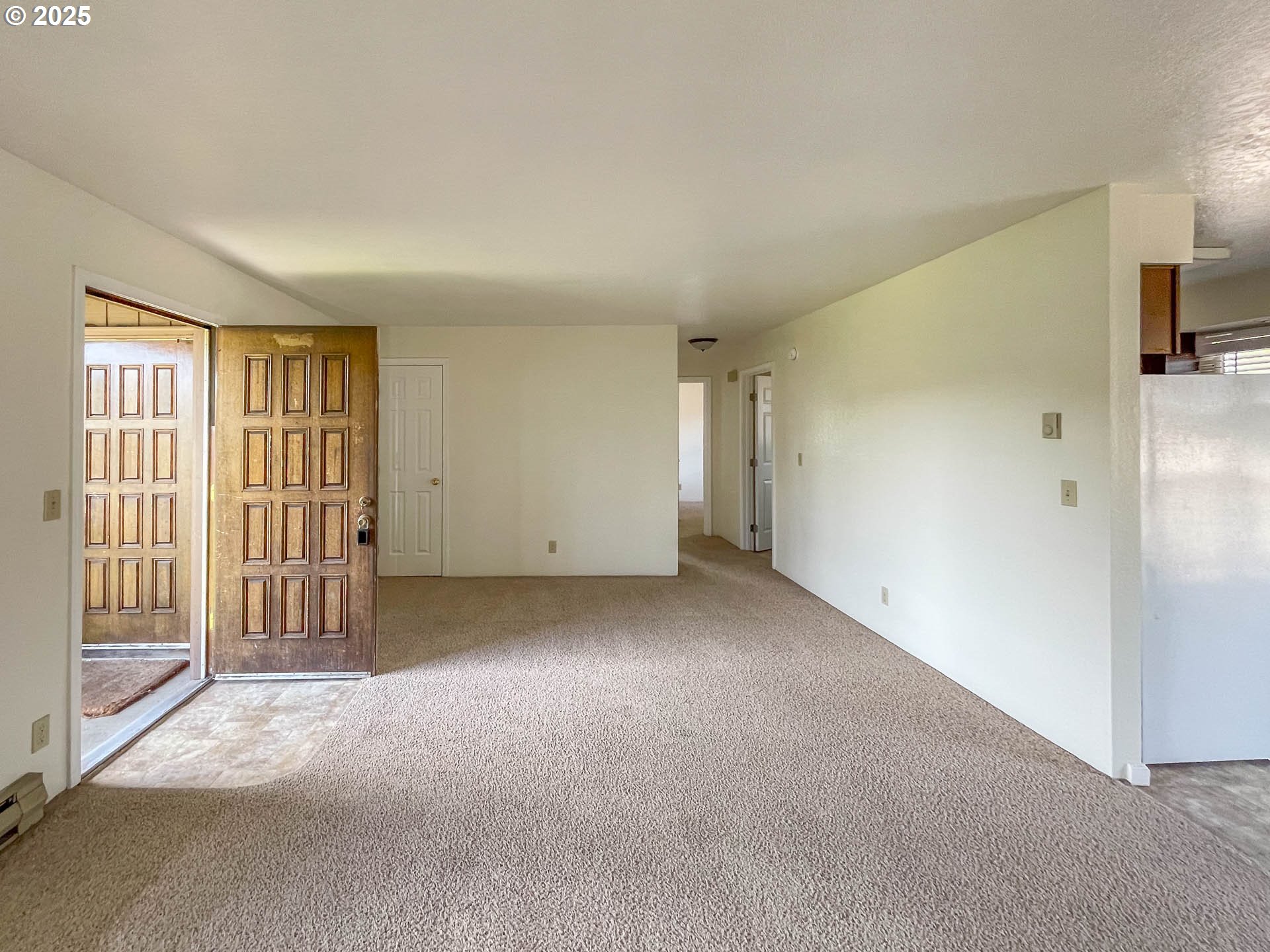 1911 GREEN AVE