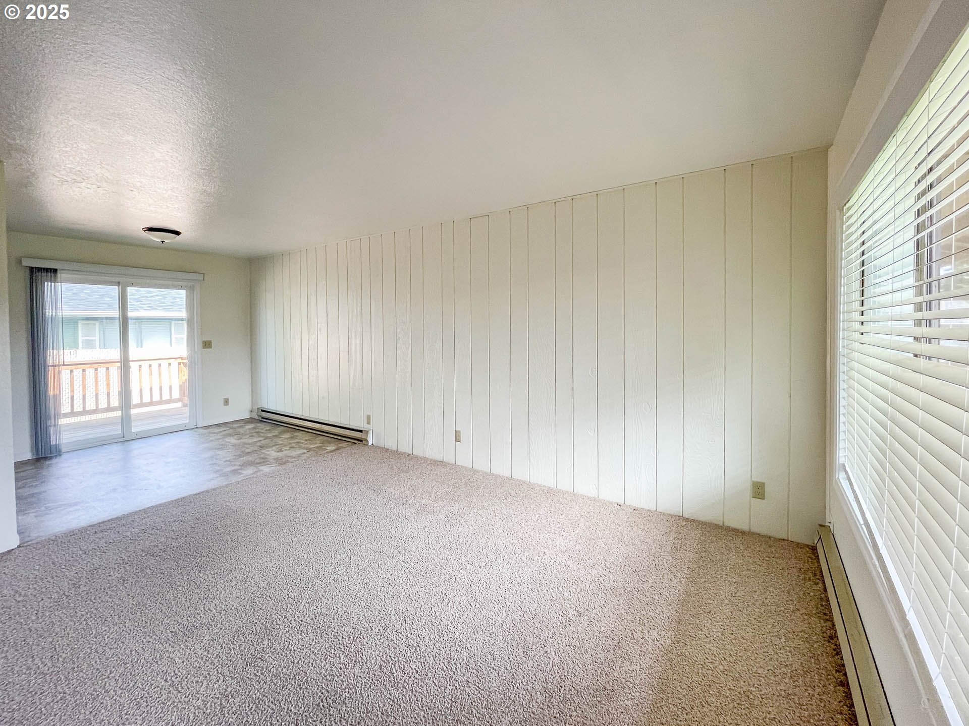1911 GREEN AVE