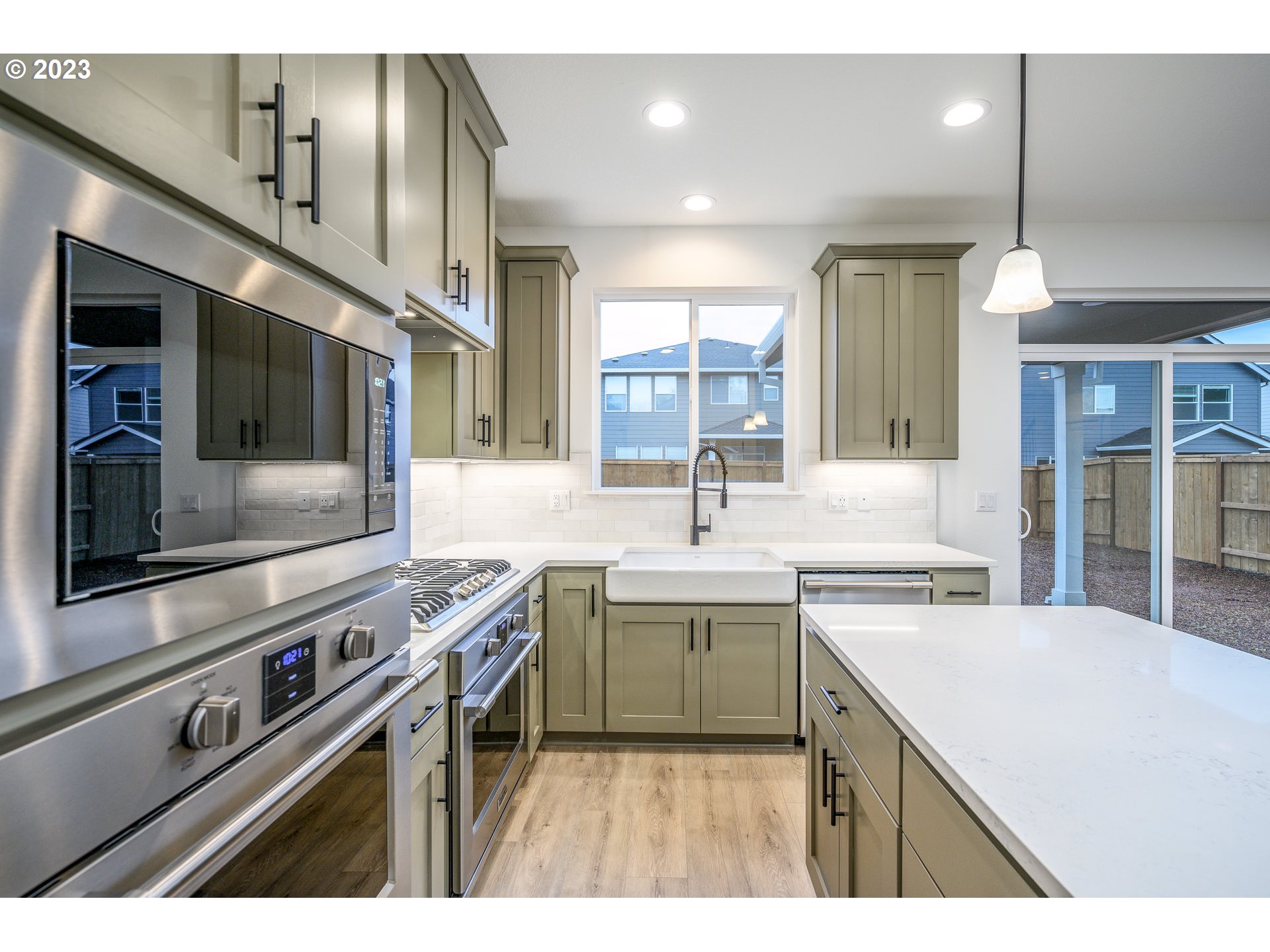 16497 SE Smith Rock ST 733