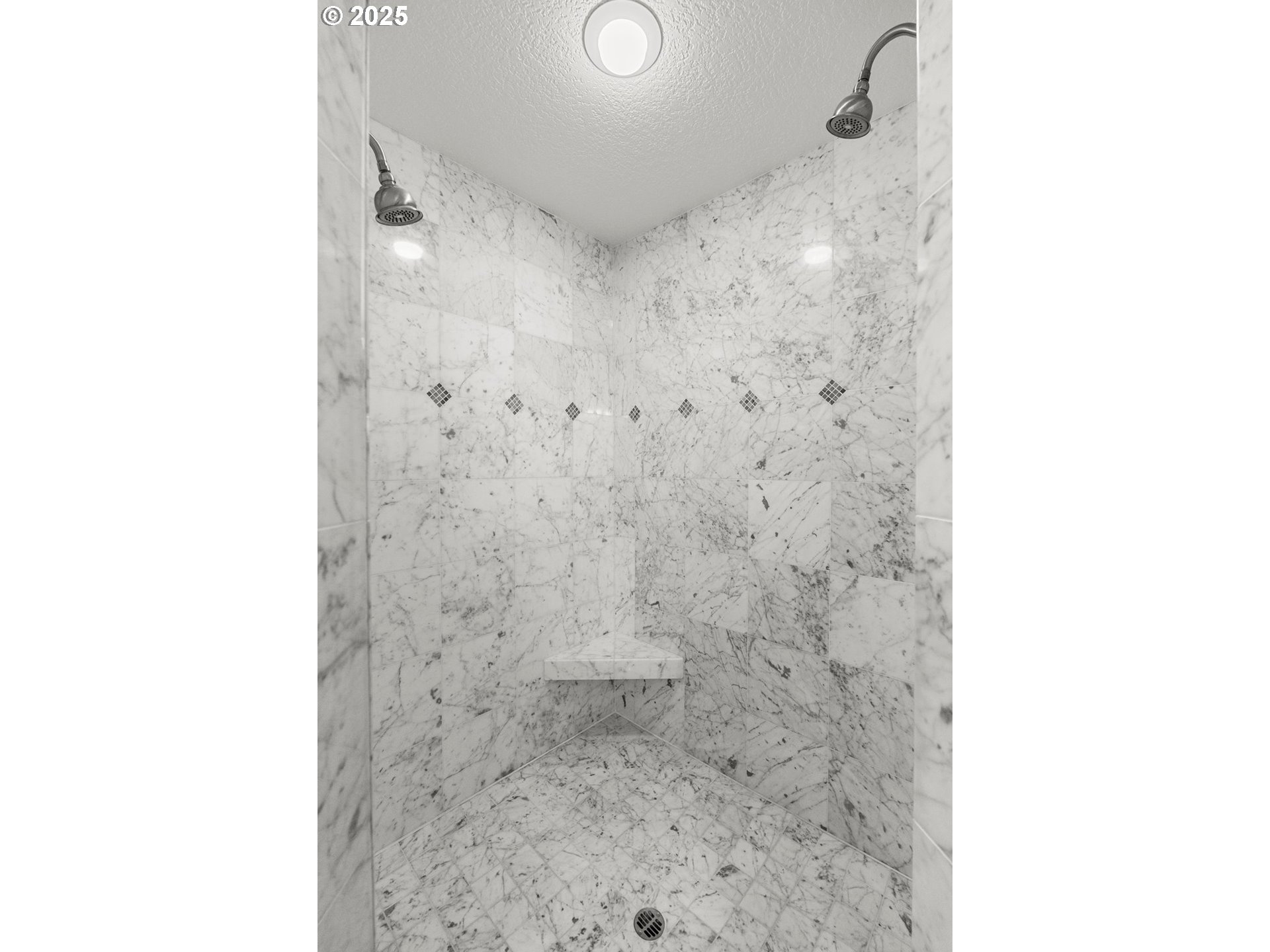 Eugene, Oregon 97405, United States, 3 Bedrooms Bedrooms, ,2 BathroomsBathrooms,Residential,Pending,83346