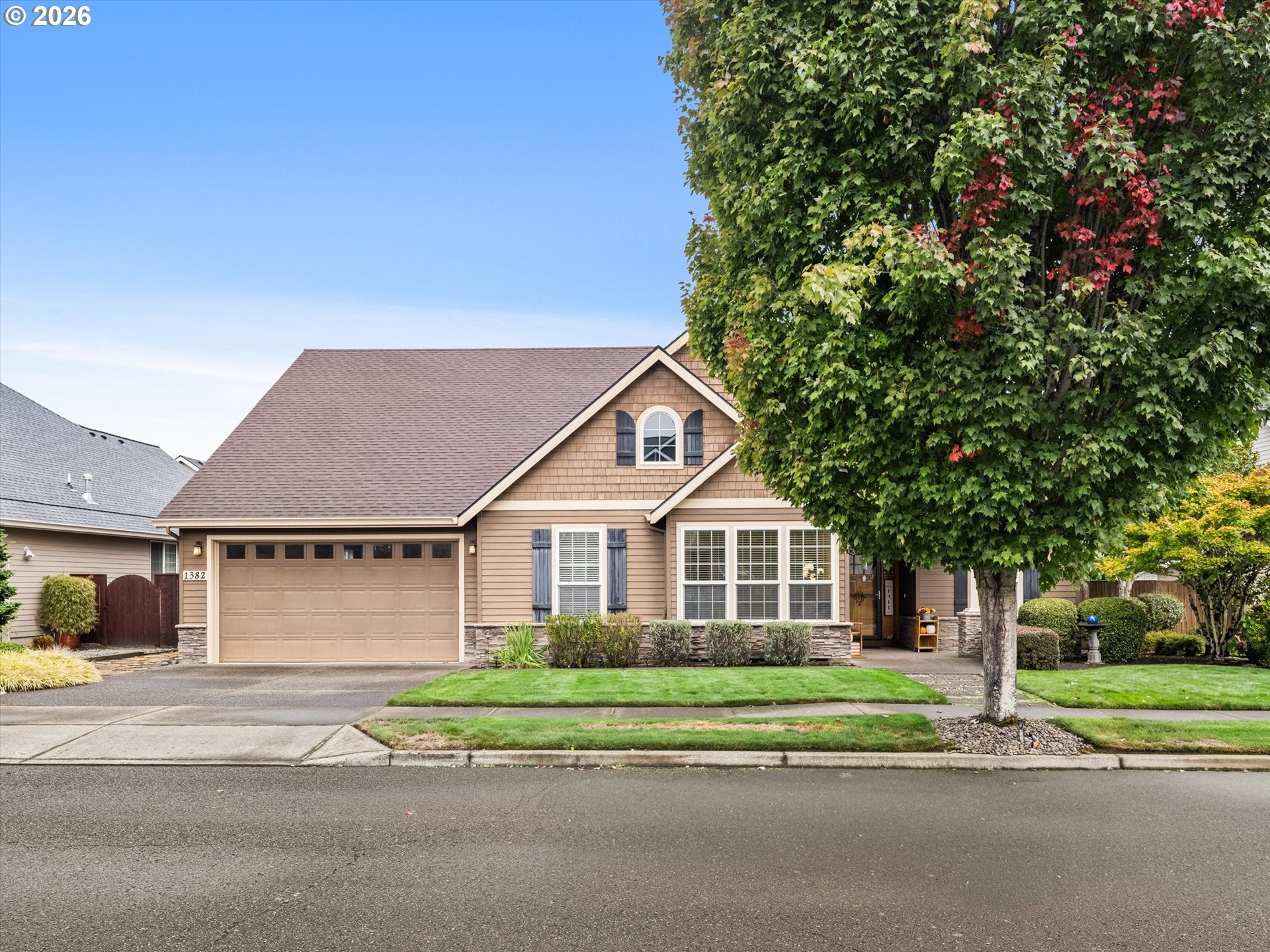 1382 NE 16TH AVE