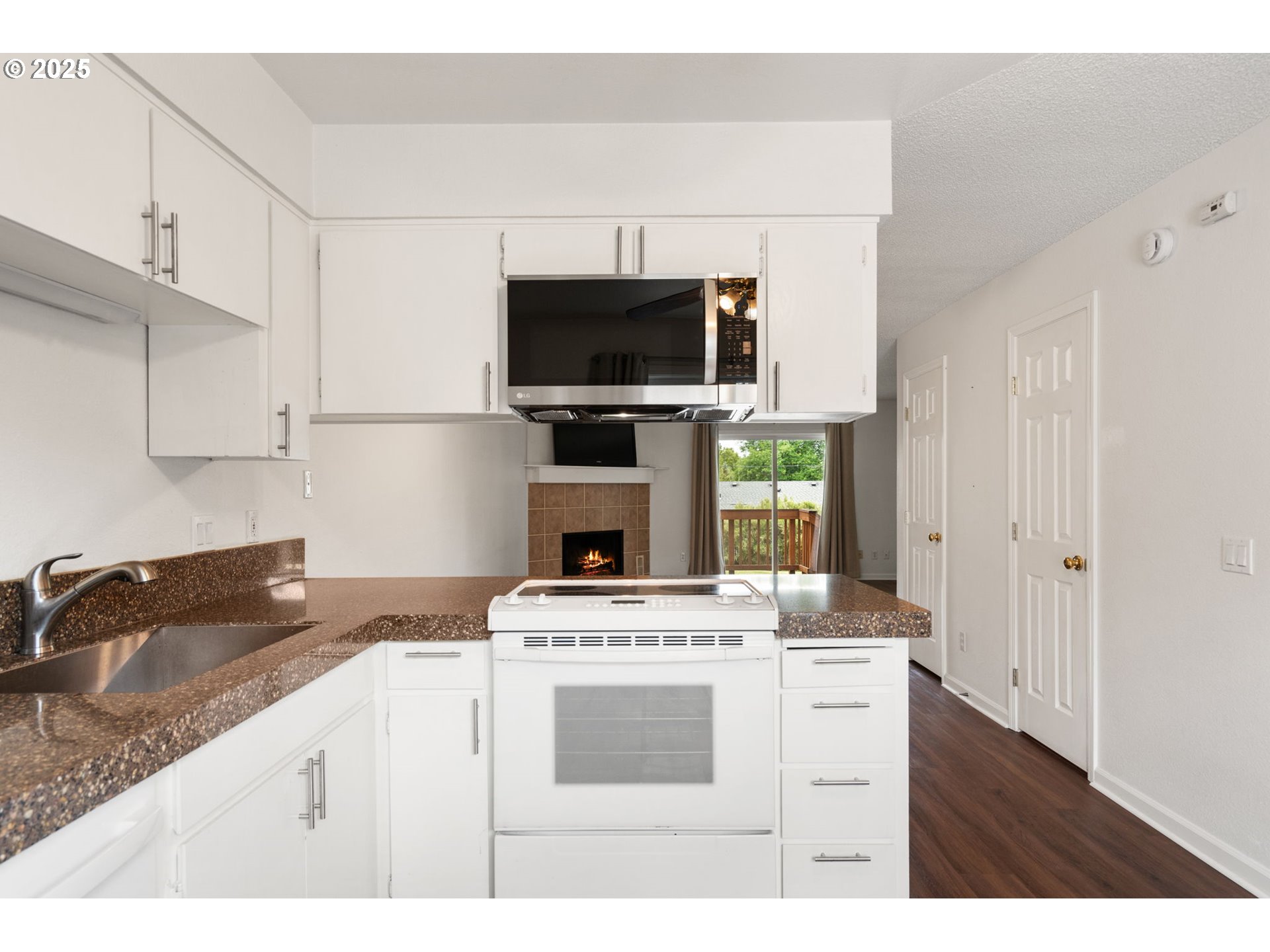 10900 SW 76TH PL 55