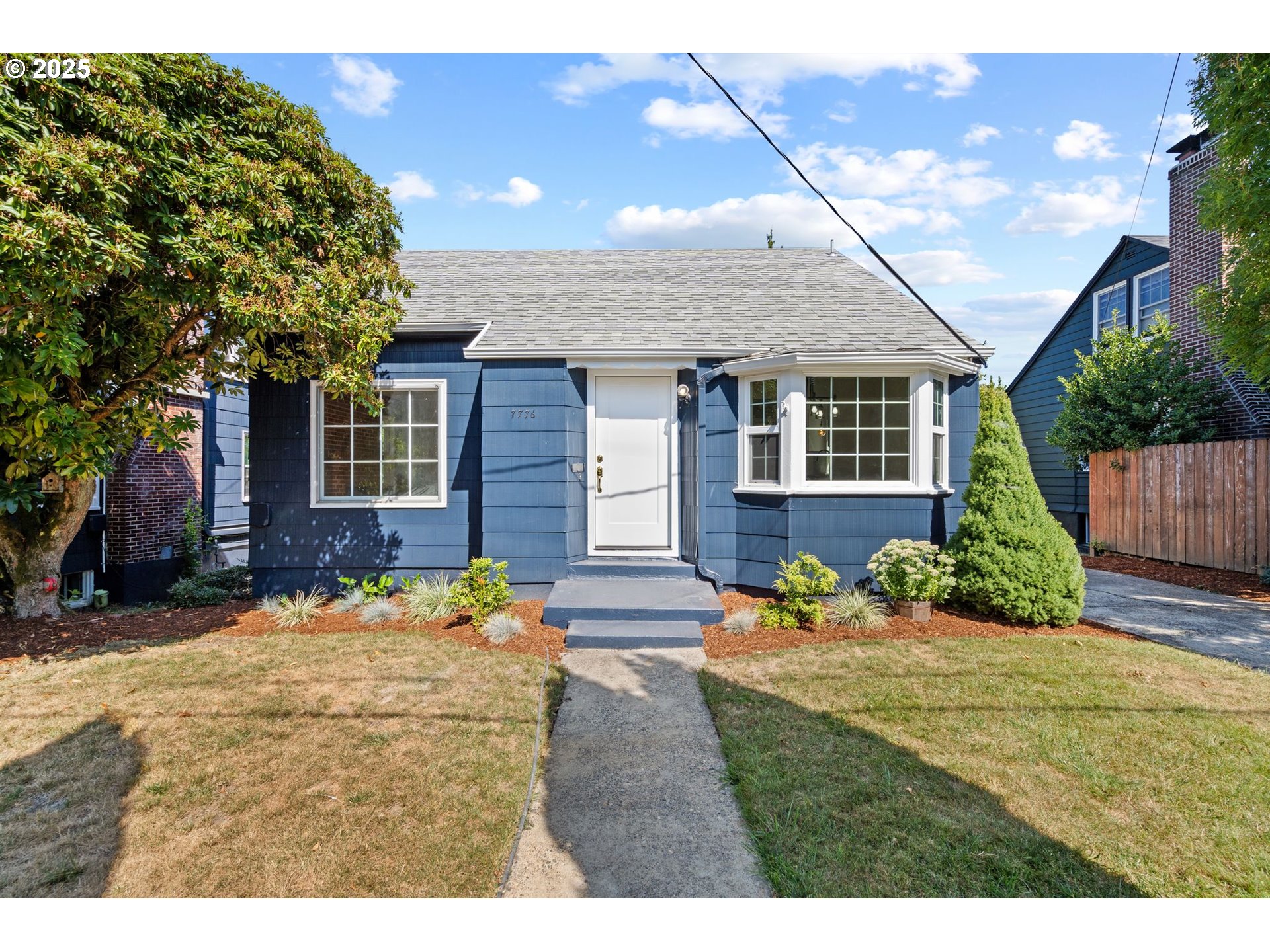 Photo 1 of 46 — 7776 SW 5TH AVE, Portland, OR 97219