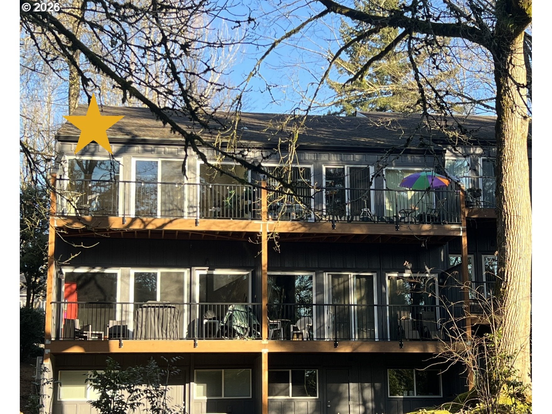 Photo 1 of 12 — 4 TOUCHSTONE 87, Lake Oswego, OR 97035