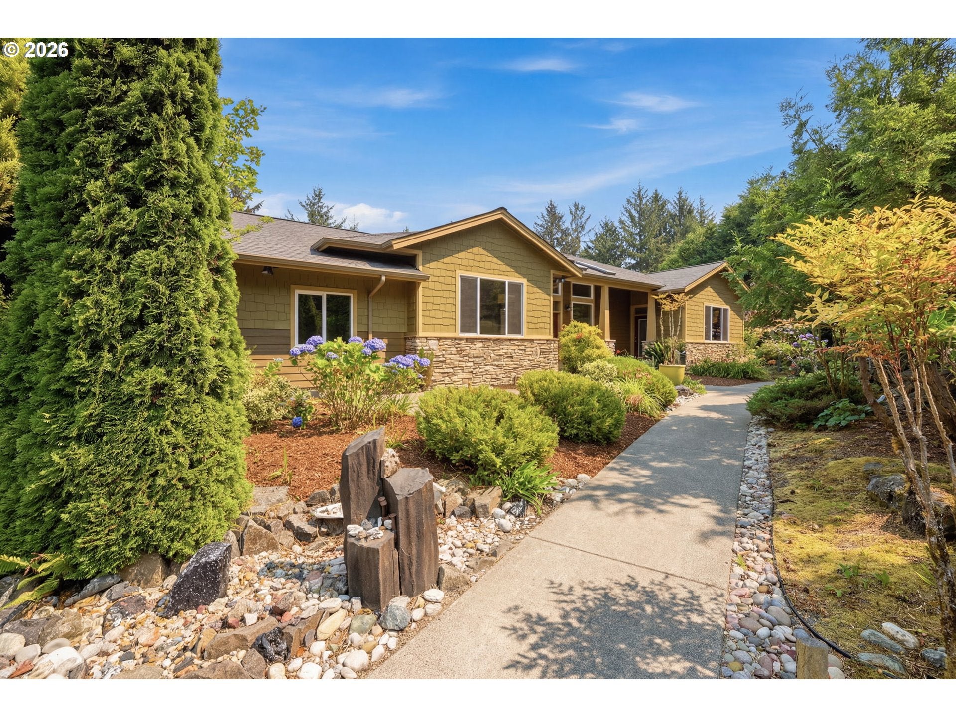 5540 MEADOW LAKE WAY