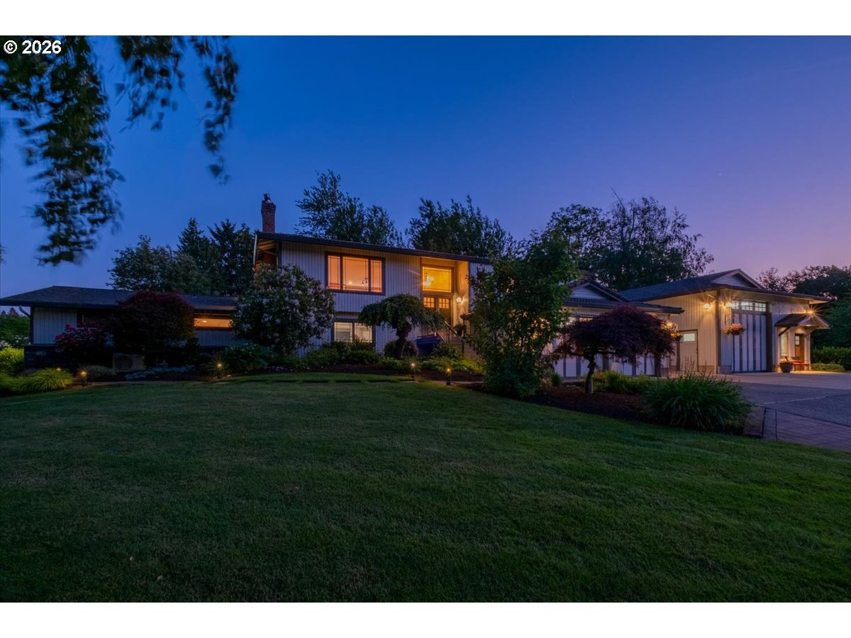 24752 NE PRAIRIE VIEW DR