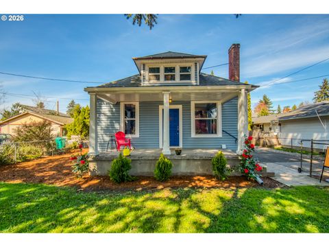 5845 SE HOLGATE BLVD Portland OR 97206