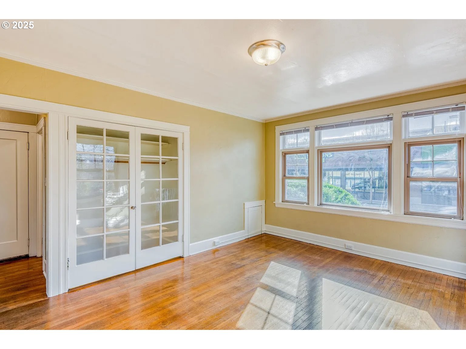 4025 SE HAWTHORNE BLVD