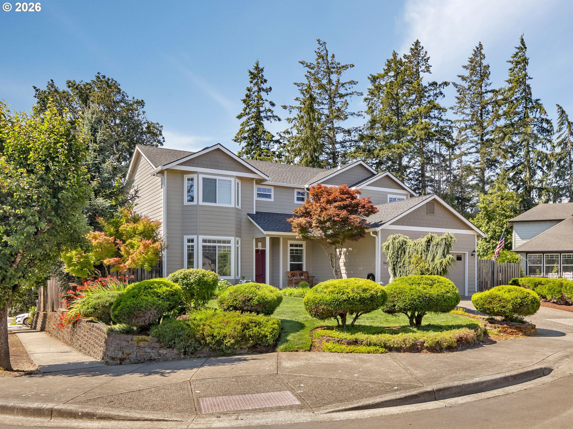 1903 N 5TH WAY