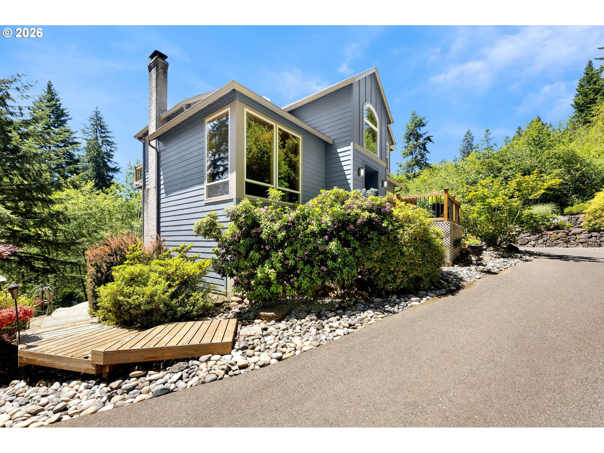 15212 NE WINSOR DR