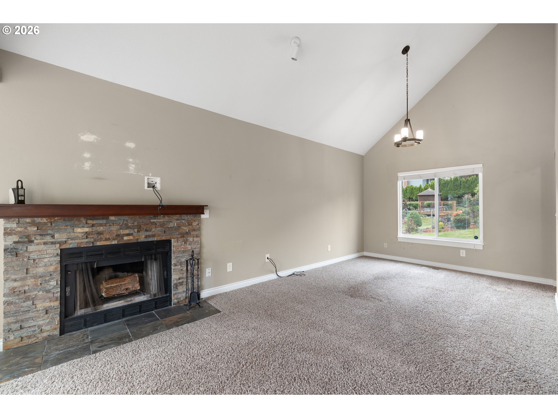 4223 SE ANDEREGG DR
