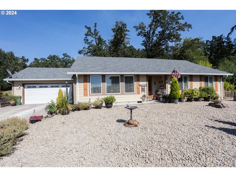 A home in Cottage Grove