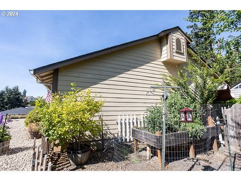 A home in Cottage Grove