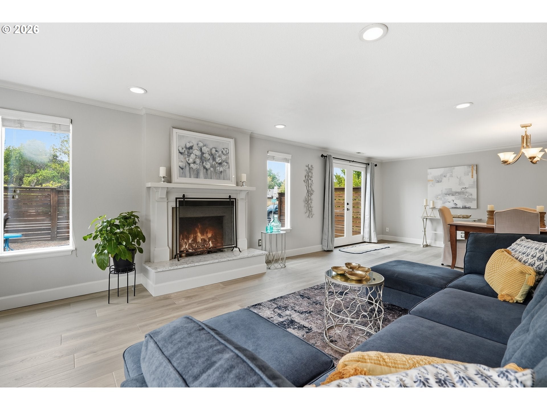 21 NE BRYANT ST