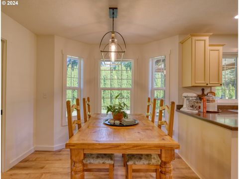 A home in Clatskanie