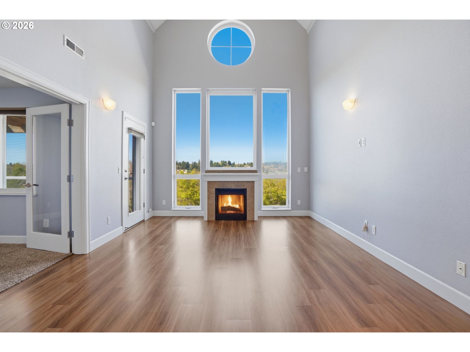 520 SE COLUMBIA RIVER DR 422