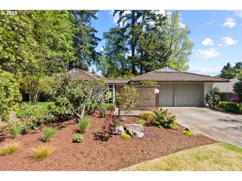 8330 SW CARMEL CT Portland OR 97223